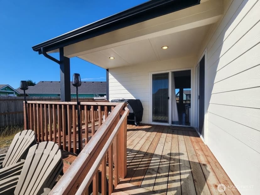 Property photo for 995 Alida Court SE, Ocean Shores photo 27