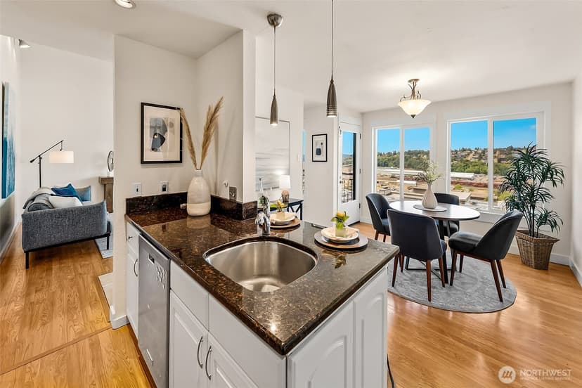 Property photo for 1965 12th Avenue W #401, Seattle photo 9