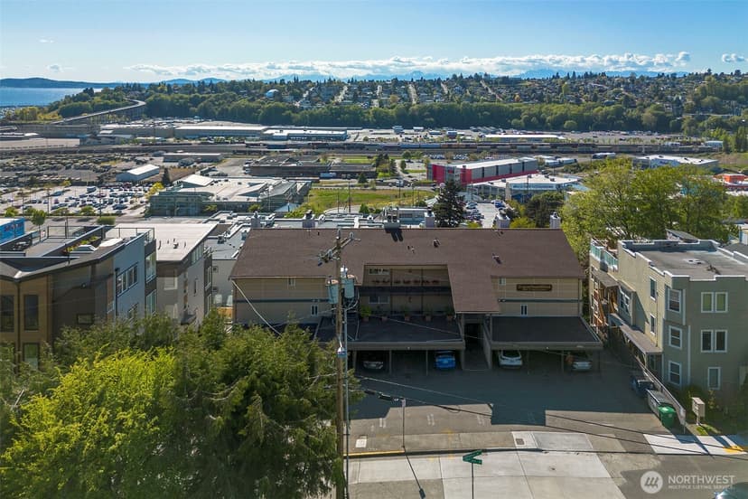Property photo for 1965 12th Avenue W #401, Seattle photo 26