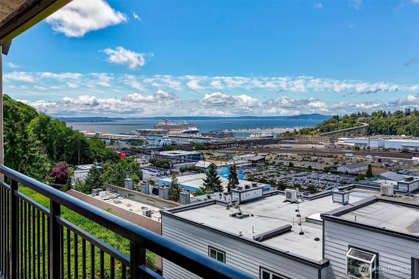 Property photo for 1965 12th Avenue W #401, Seattle photo 19