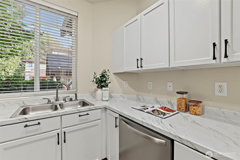 Property photo for 14818 29th Avenue W #C104, Lynnwood photo 13