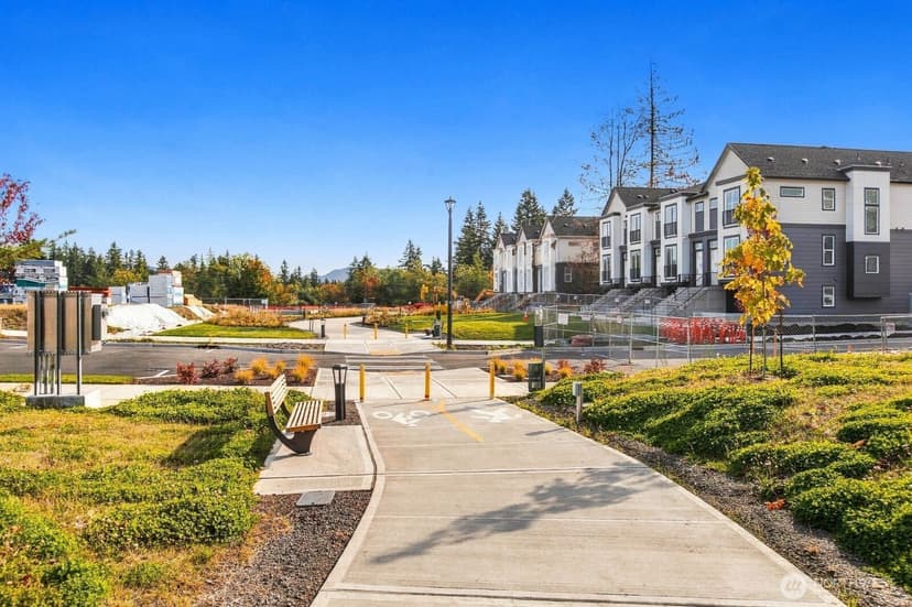 Property photo for 417 Parkside Walk #Lot 37, Sammamish photo 5