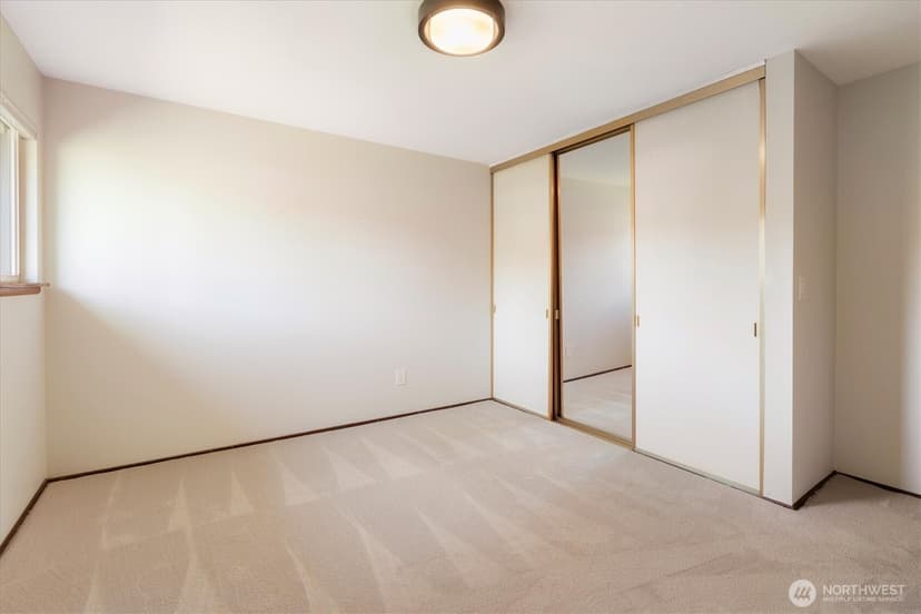 Property photo for 1525 NW 195th Street #22, Shoreline photo 21