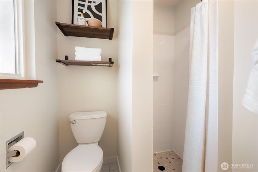 Property photo for 1525 NW 195th Street #22, Shoreline photo 20