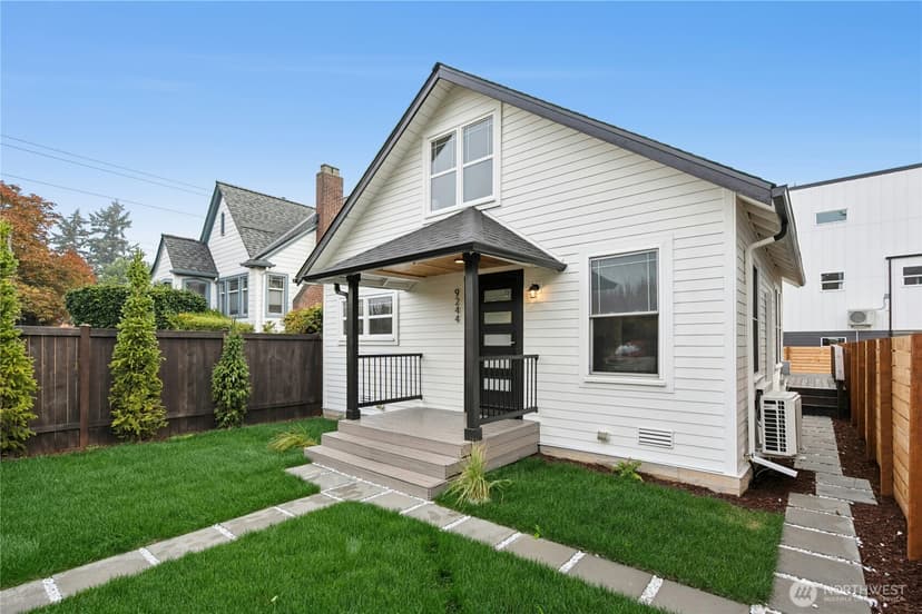 Property photo for 9244 Dayton Avenue N, Seattle photo 31