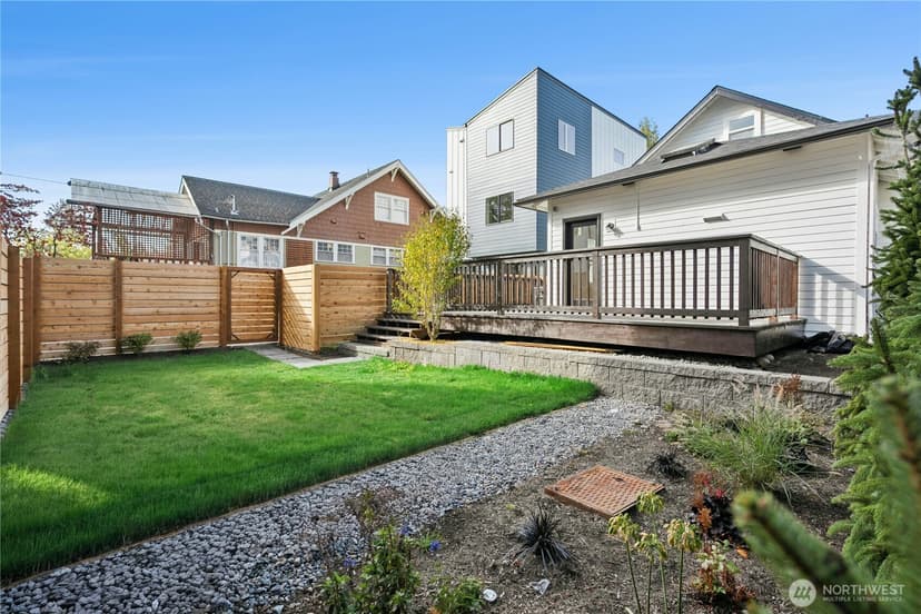 Property photo for 9244 Dayton Avenue N, Seattle photo 22