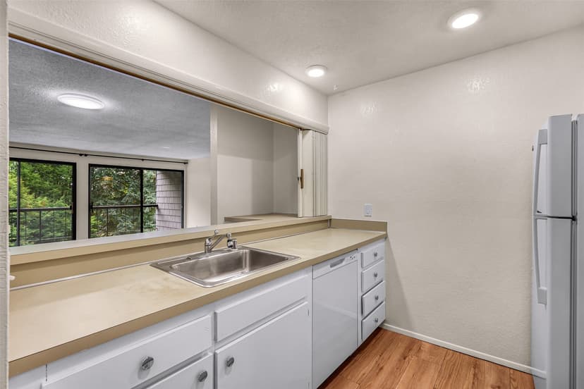 Property photo for 6479 NE 137th Avenue NE #366, Redmond photo 17