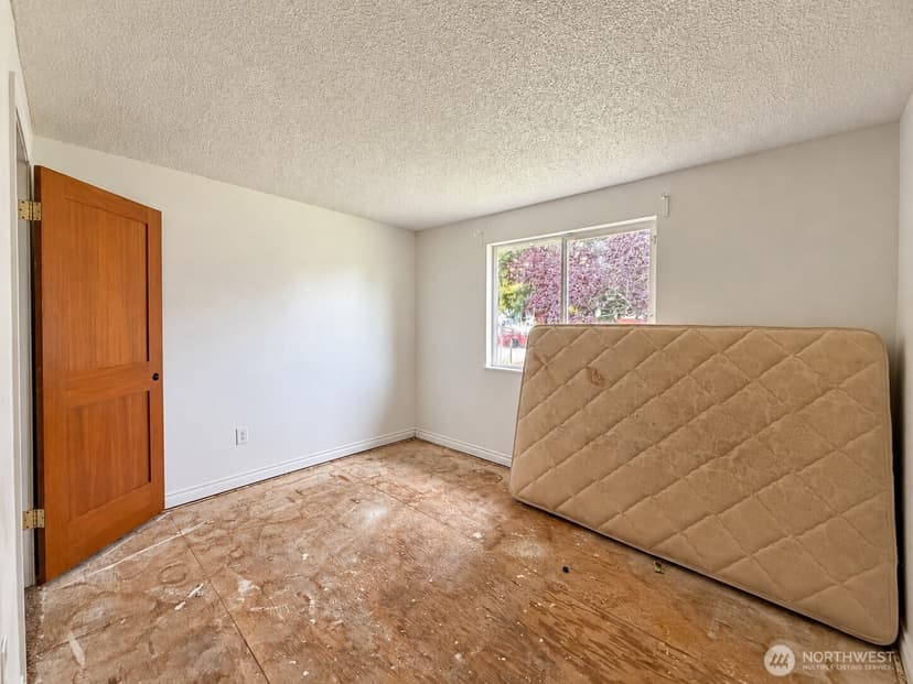 Property photo for 5813 E M Street, Tacoma photo 6
