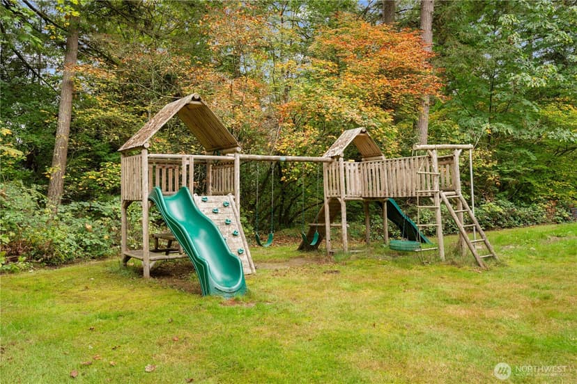 Property photo for 606 278th Avenue NE, Redmond photo 37