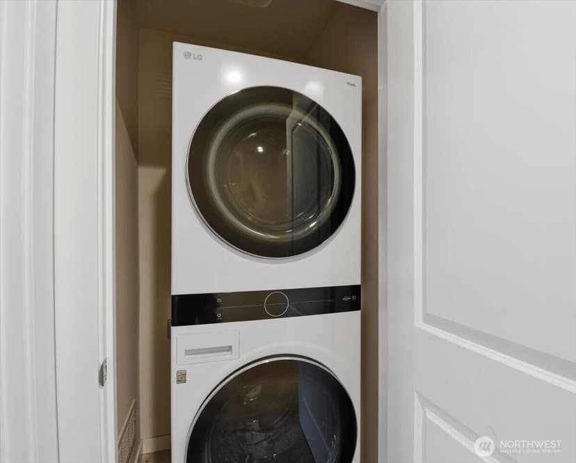 Property photo for 3311 156th Street SW #E8, Lynnwood photo 10