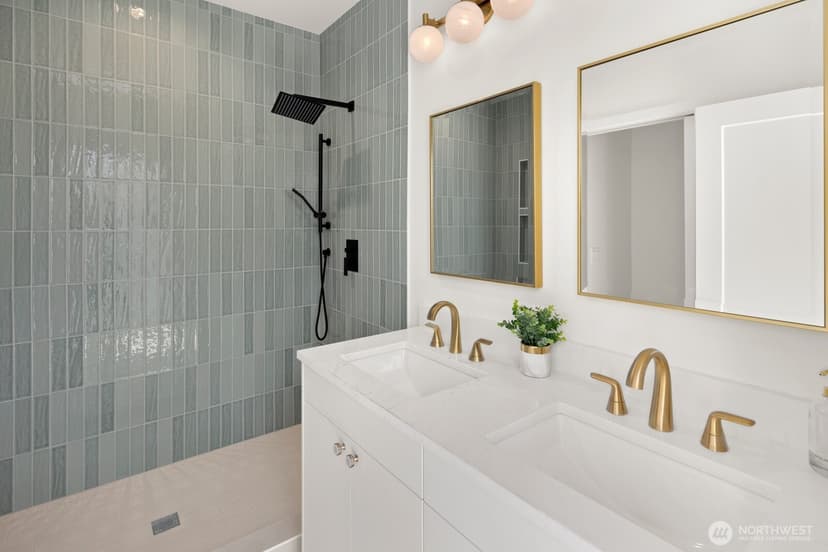 Property photo for 1820 14th Avenue #C, Seattle photo 18