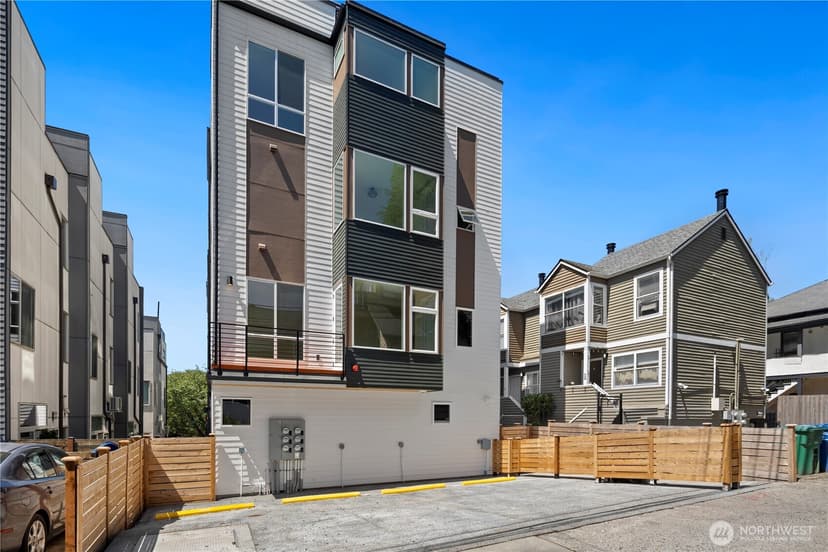 Property photo for 1820 14th Avenue #C, Seattle photo 34