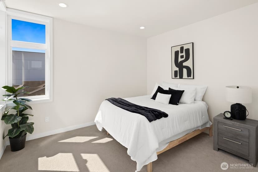 Property photo for 1820 14th Avenue #C, Seattle photo 12