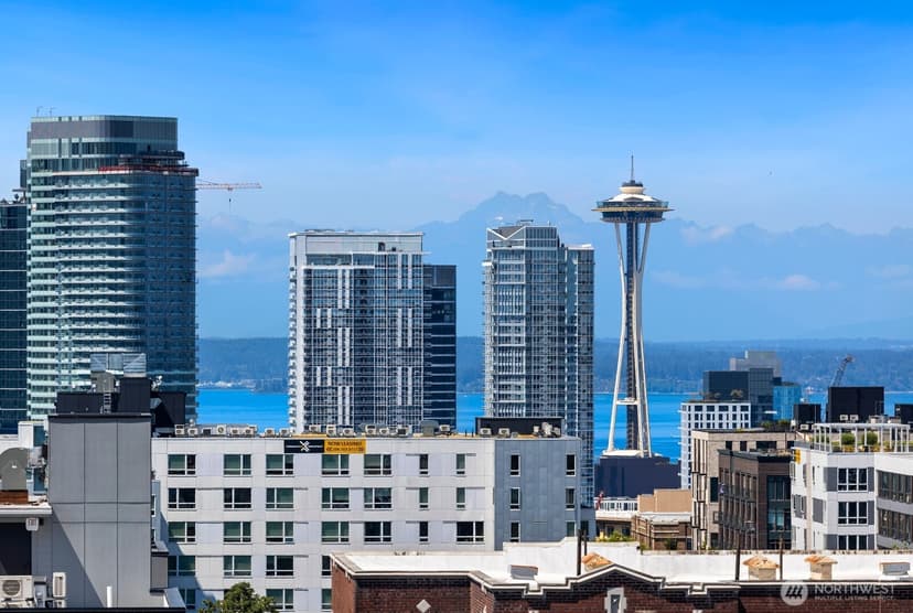 Property photo for 1820 14th Avenue #C, Seattle photo 32