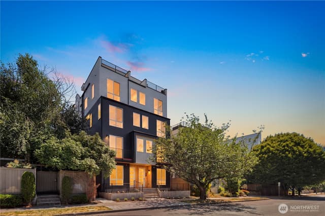 Property photo for 1820 14th Avenue #A, Seattle