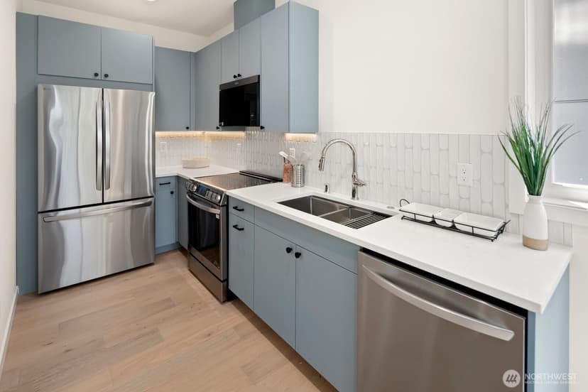 Property photo for 1820 14th Avenue #A, Seattle photo 12