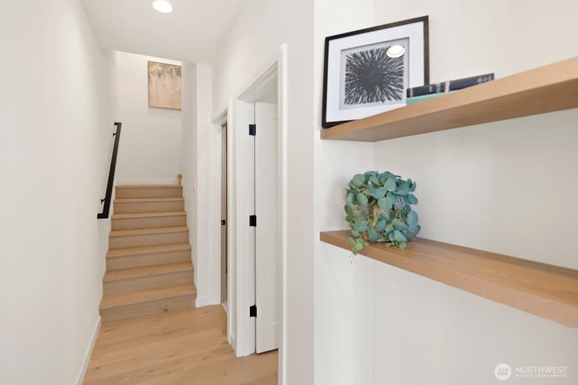 Property photo for 1820 14th Avenue #A, Seattle photo 23