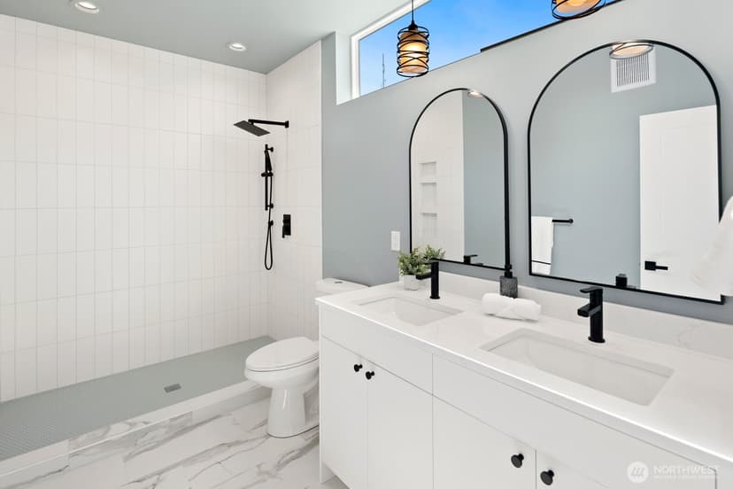 Property photo for 1820 14th Avenue #A, Seattle photo 17