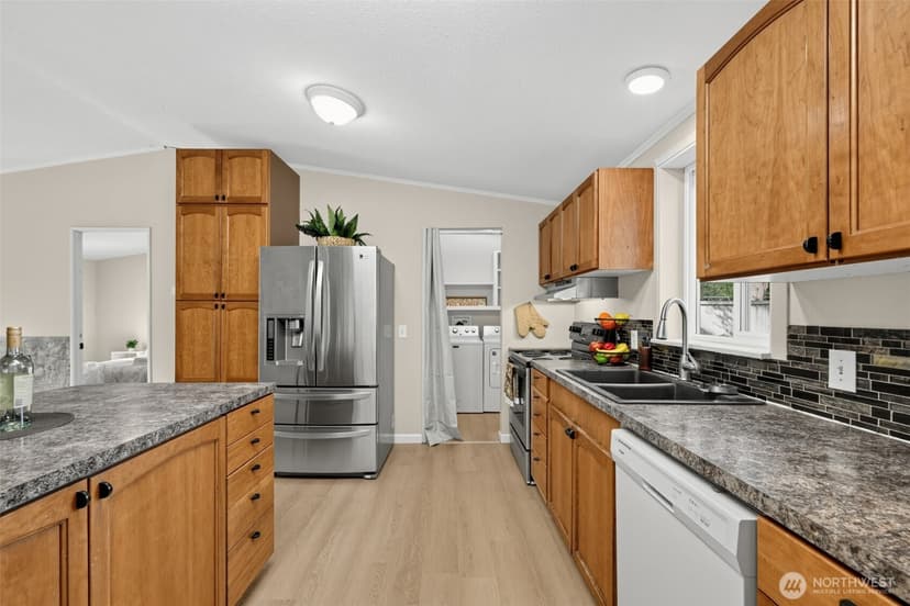 Property photo for 11321 201st Ave E, Bonney Lake photo 15
