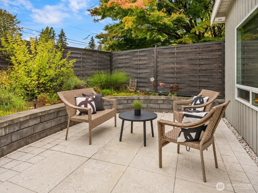 Property photo for 1106 167th Avenue SE, Bellevue photo 19