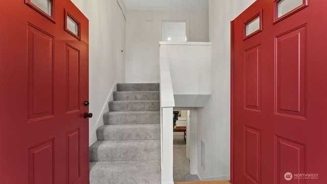 Property photo for 6504 119th Avenue SE, Bellevue photo 3