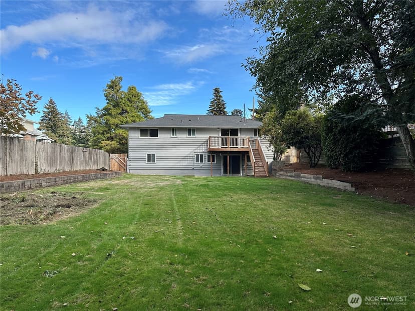 Property photo for 11245 12th Avenue S, Seattle photo 5