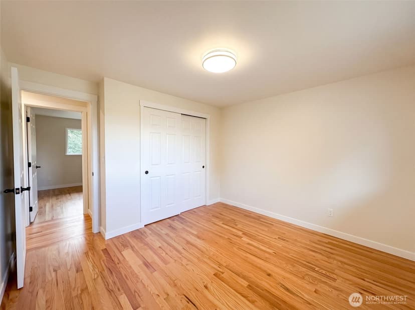 Property photo for 11245 12th Avenue S, Seattle photo 24