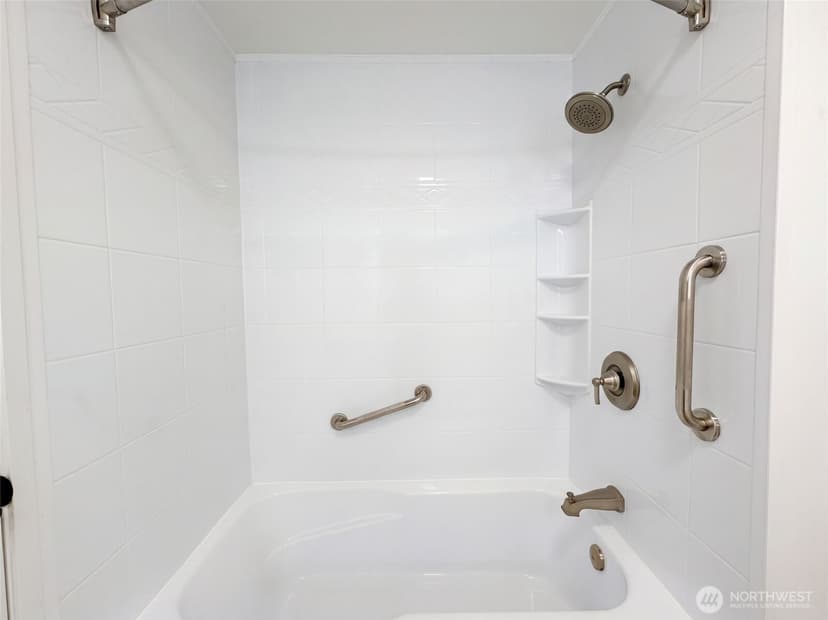 Property photo for 11245 12th Avenue S, Seattle photo 40