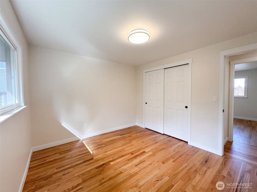 Property photo for 11245 12th Avenue S, Seattle photo 21