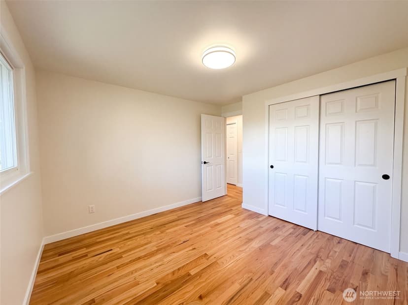 Property photo for 11245 12th Avenue S, Seattle photo 25