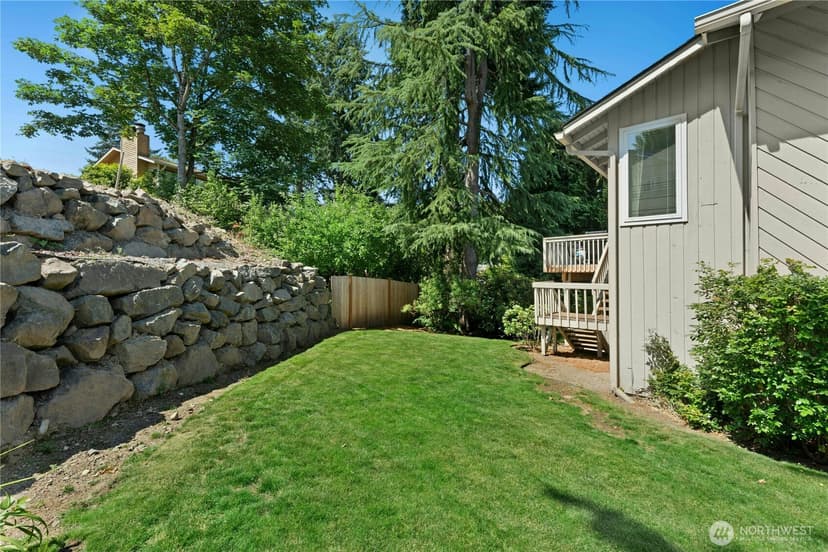 Property photo for 4679 144th Place SE, Bellevue photo 31