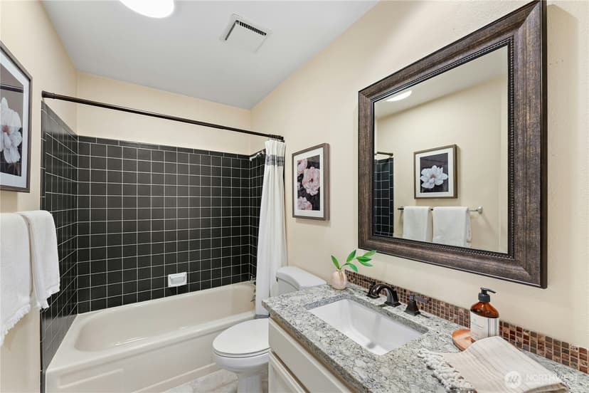 Property photo for 4679 144th Place SE, Bellevue photo 20
