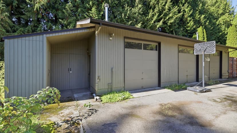 Property photo for 13025 158th Avenue SE, Renton photo 39