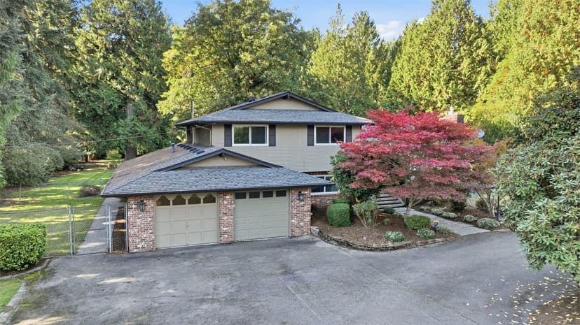 Property photo for 13025 158th Avenue SE, Renton photo 2