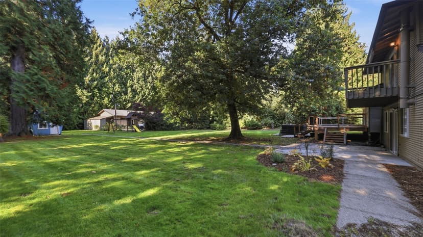 Property photo for 13025 158th Avenue SE, Renton photo 32
