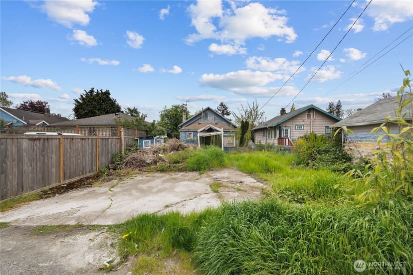 Property photo for 4724 25th Ave SW, Seattle photo 15