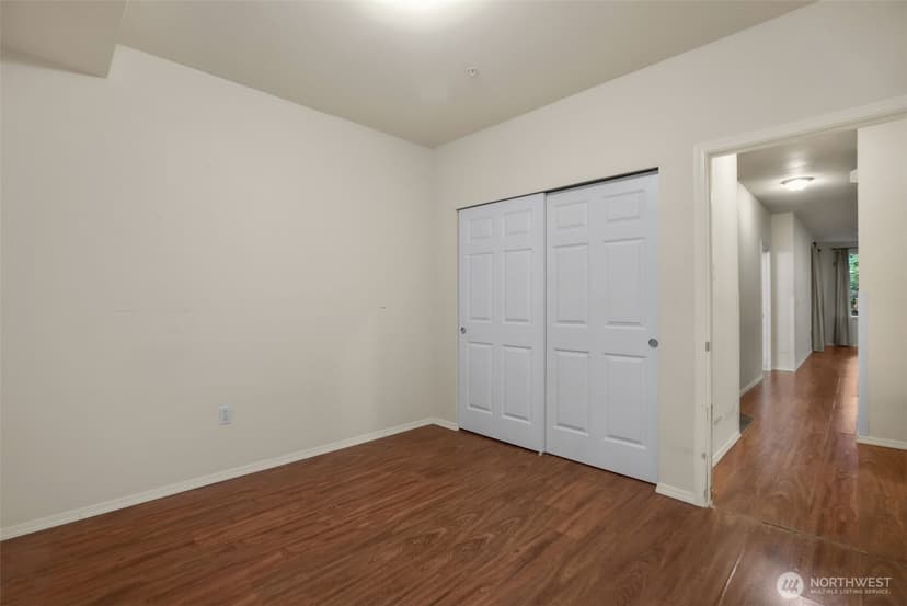 Property photo for 12530 Admiralty Way #K102, Everett photo 25