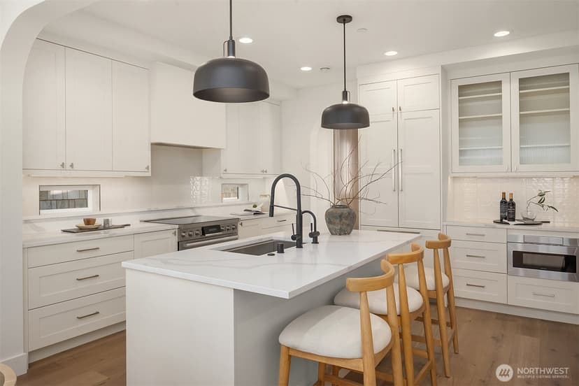 Property photo for 12507 NE 94th Street, Kirkland photo 6