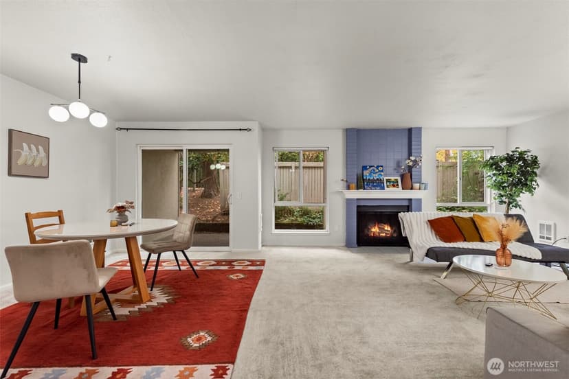 Property photo for 1622 103rd Place NE #L2, Bellevue photo 4