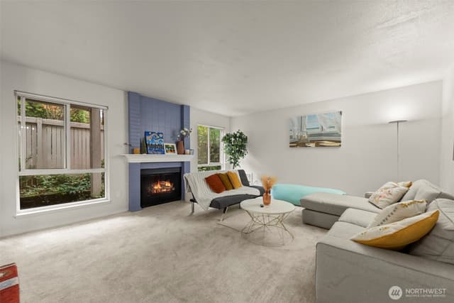 Property photo for 1622 103rd Place NE #L2, Bellevue photo 5
