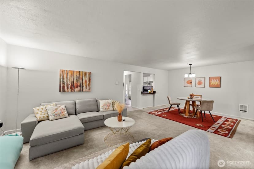 Property photo for 1622 103rd Place NE #L2, Bellevue photo 7