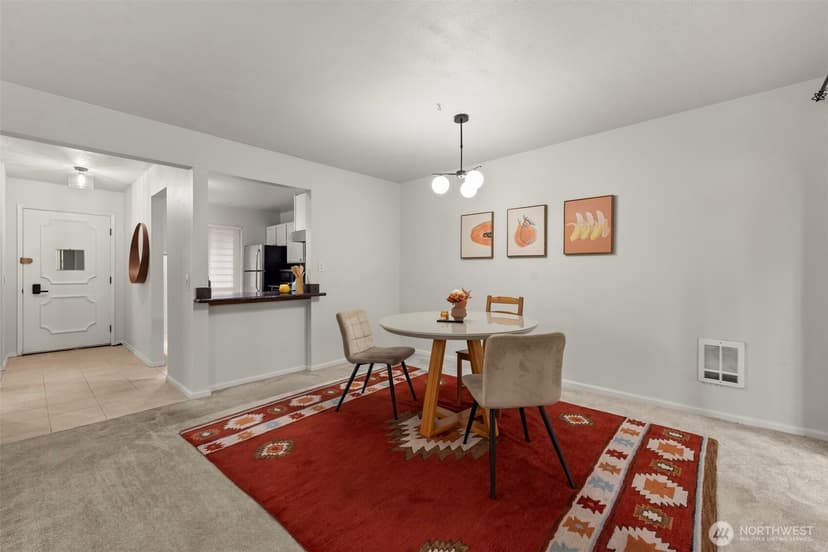 Property photo for 1622 103rd Place NE #L2, Bellevue photo 8