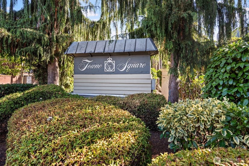 Property photo for 1622 103rd Place NE #L2, Bellevue photo 33
