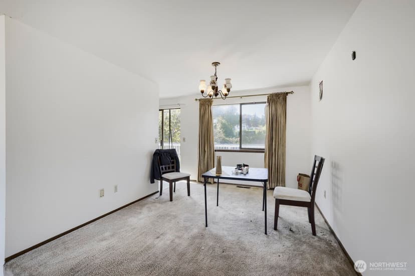 Property photo for 8046 S 116th Street, Seattle photo 3