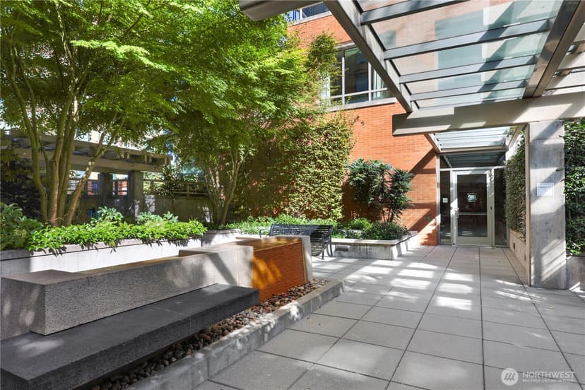 Property photo for 910 Lenora Street #702, Seattle photo 27