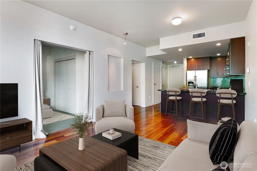 Property photo for 910 Lenora Street #702, Seattle photo 8