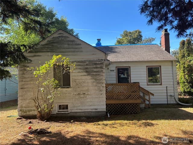Property photo for 10323 3rd, Seattle