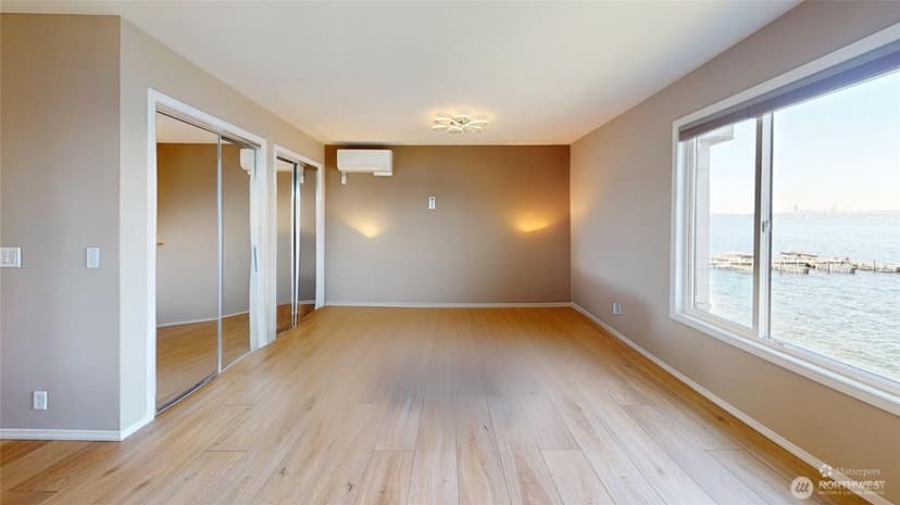 Property photo for 827 Lake Street, Kirkland photo 7