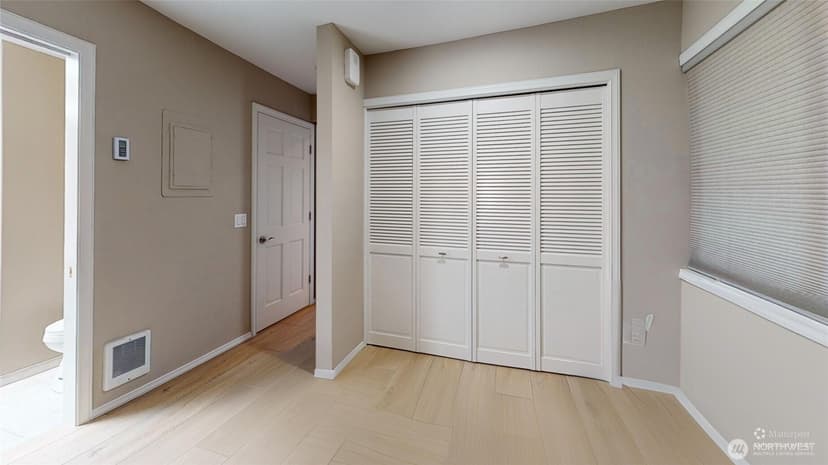 Property photo for 827 Lake Street, Kirkland photo 13