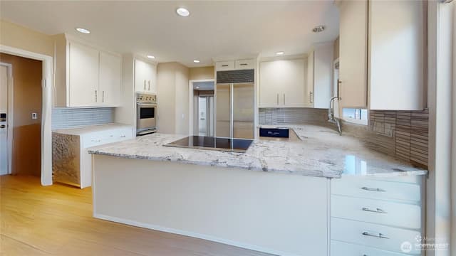 Property photo for 827 Lake Street, Kirkland photo 5